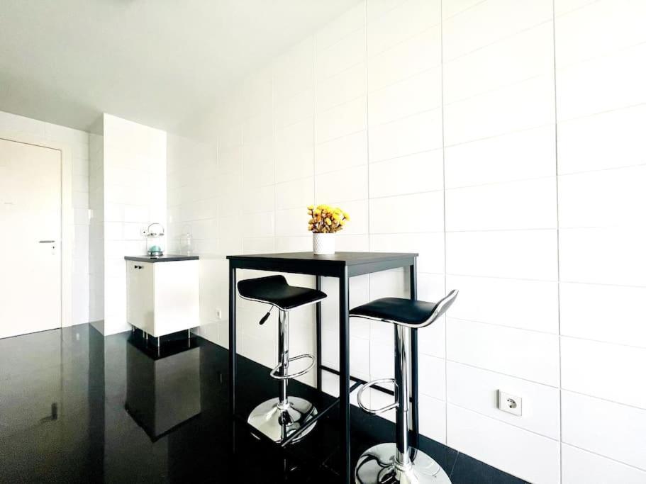 Airport Expo Apartment Lisboa Ngoại thất bức ảnh