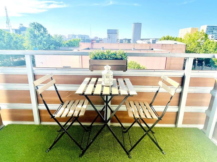 Airport Expo Apartment Lisboa Ngoại thất bức ảnh